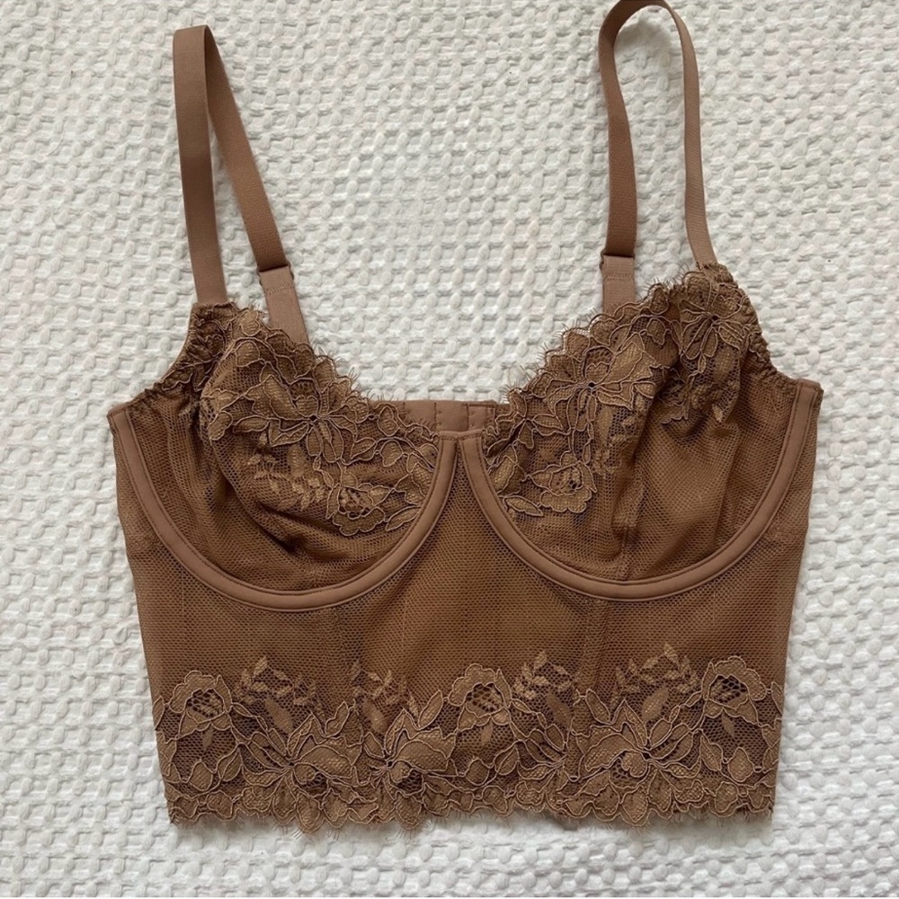 SKIMS Lace Bralette in Brown